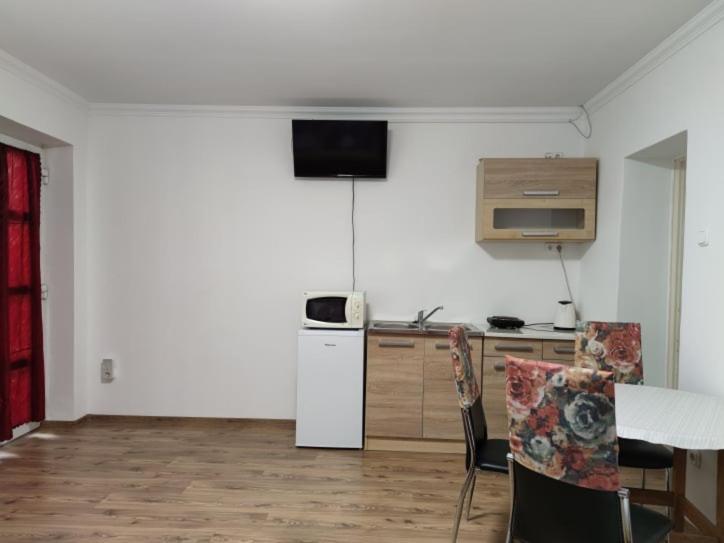 Emese Apartman Hajdúszoboszló Εξωτερικό φωτογραφία
